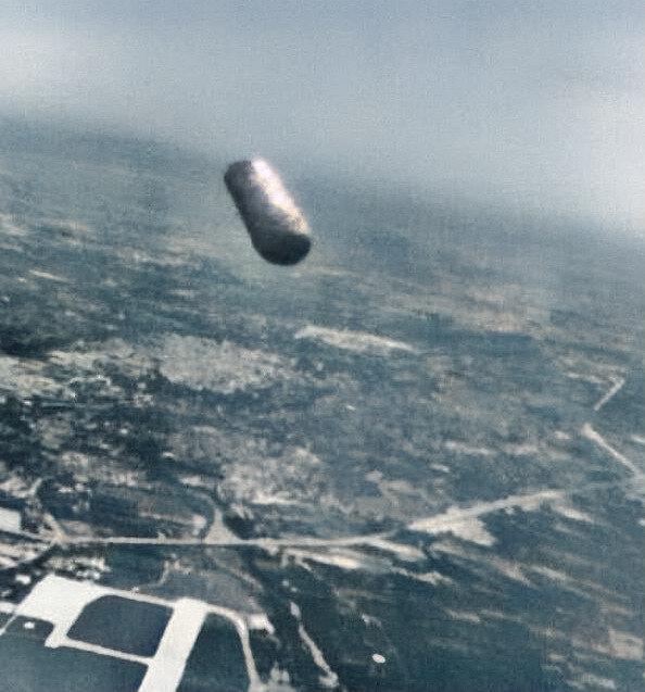 Cigar Object over Italy